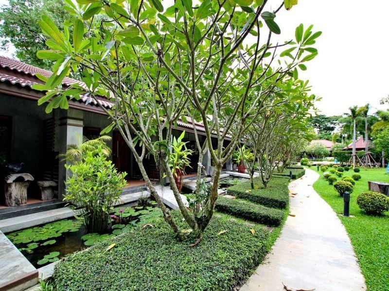 Namsai Resort Kanchanaburi Extérieur photo
